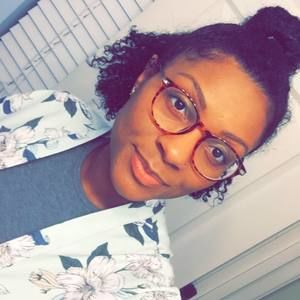 Meet your Posher, Evita